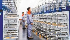 <b>费者带来更人道化的设想、更绿色的健康和更聪</b>